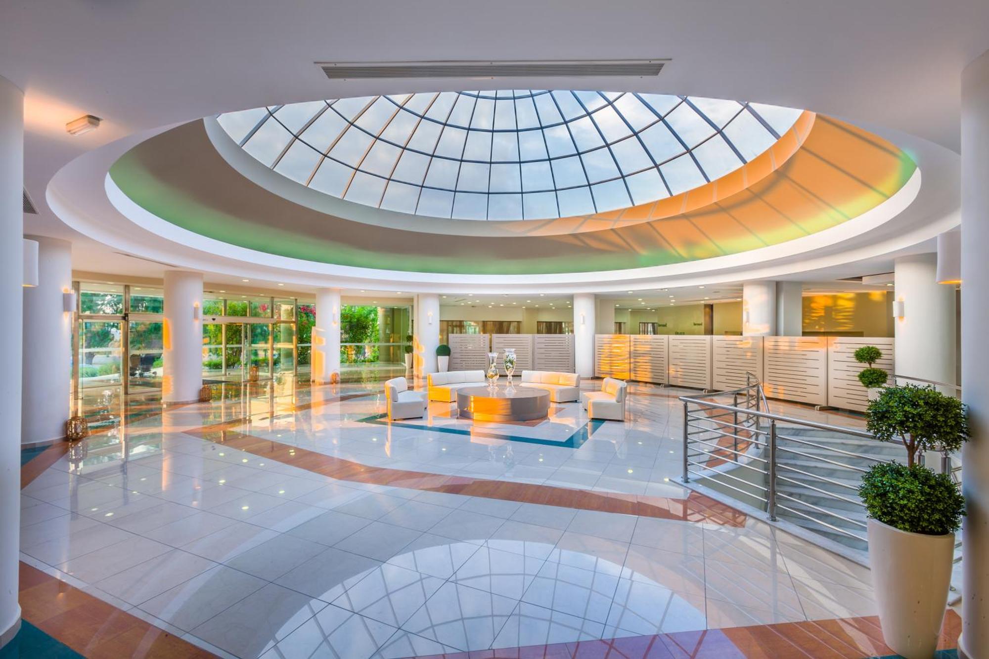 Kipriotis Maris Suites Psalidi  Exteriör bild