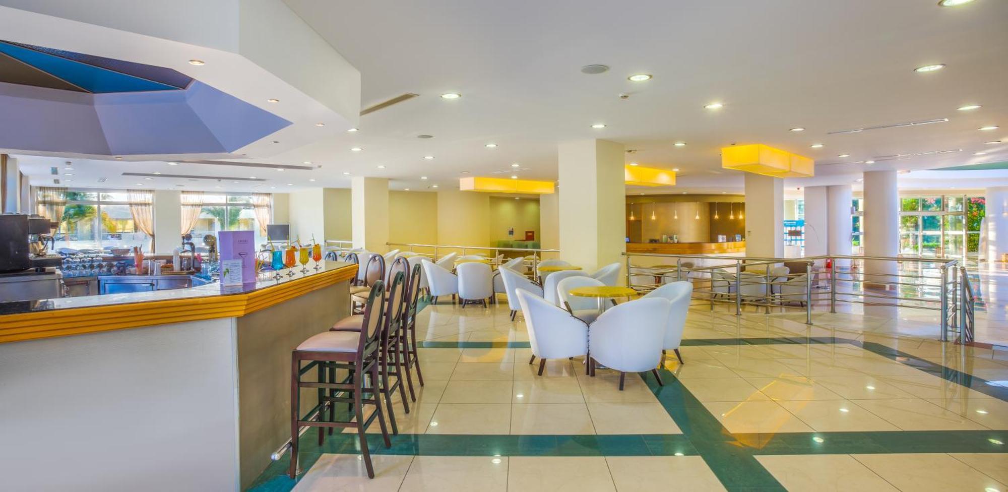 Kipriotis Maris Suites Psalidi  Exteriör bild