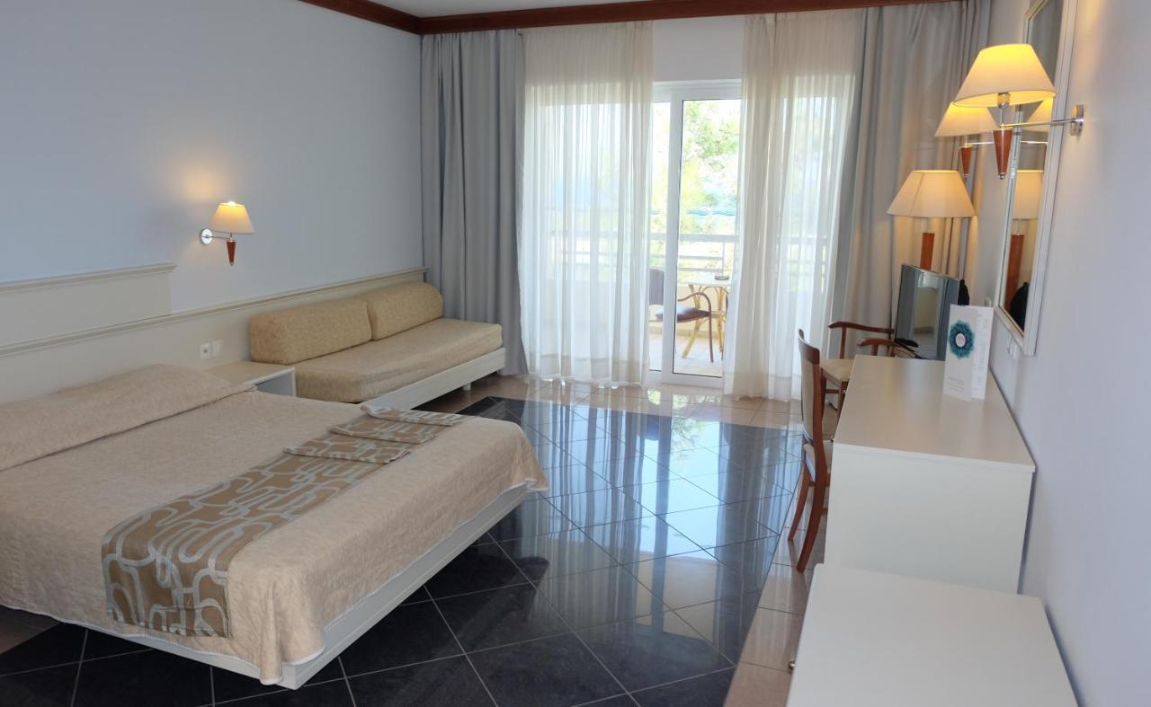 Kipriotis Maris Suites Psalidi  Exteriör bild